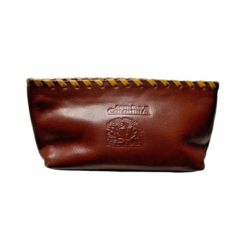 Arte Kuna Colombia 100% Leather Zippered Makeup Bag‎ with 4 Square Mola Design